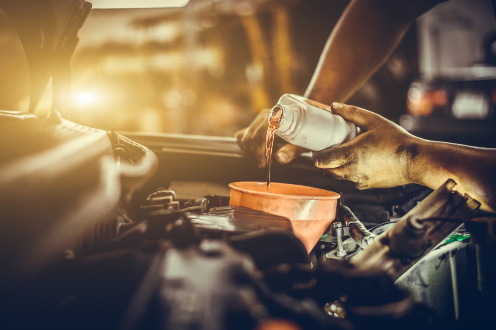 3 Reasons You Should Have Regular Oil Change Lube & Filter Service In Mill Creek